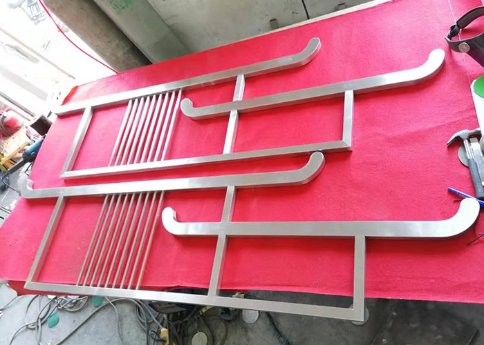  ��þƘI(y��)���P�չ�ܡ�AL04  